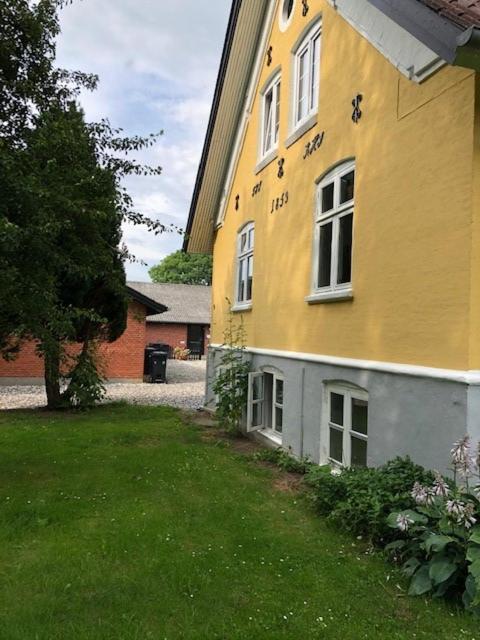 Alleso Gl. Sognefoged Gard Odense Bagian luar foto
